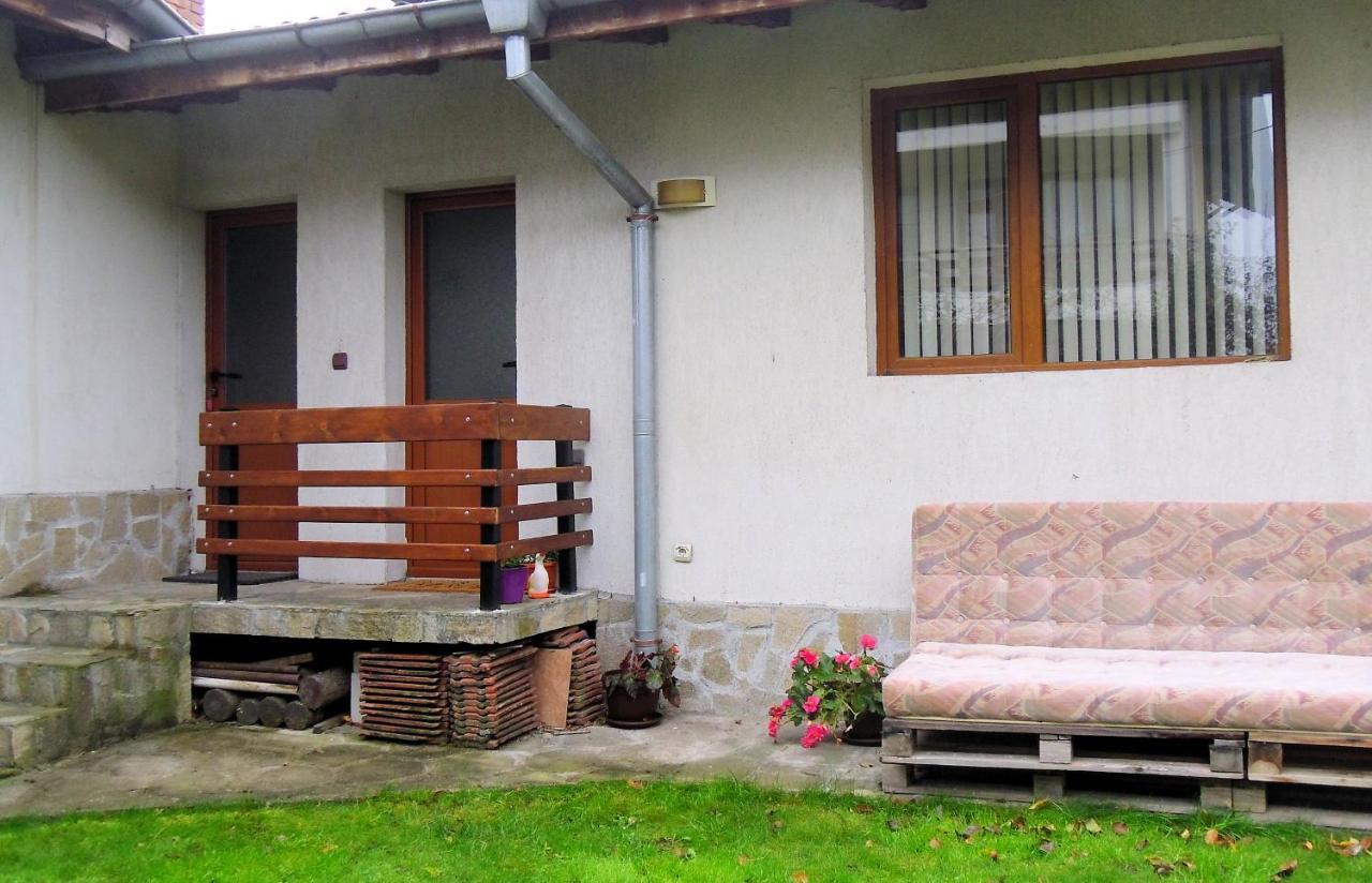 Deers Hotel Bansko Exterior photo